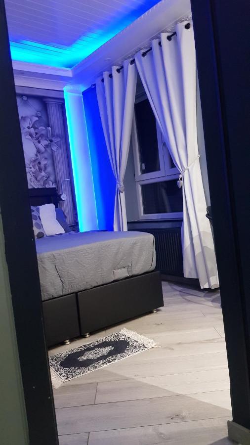 Le Petit Luxembourg Apartment Montignies-sur-Sambre ภายนอก รูปภาพ