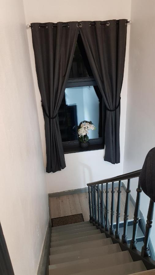 Le Petit Luxembourg Apartment Montignies-sur-Sambre ภายนอก รูปภาพ