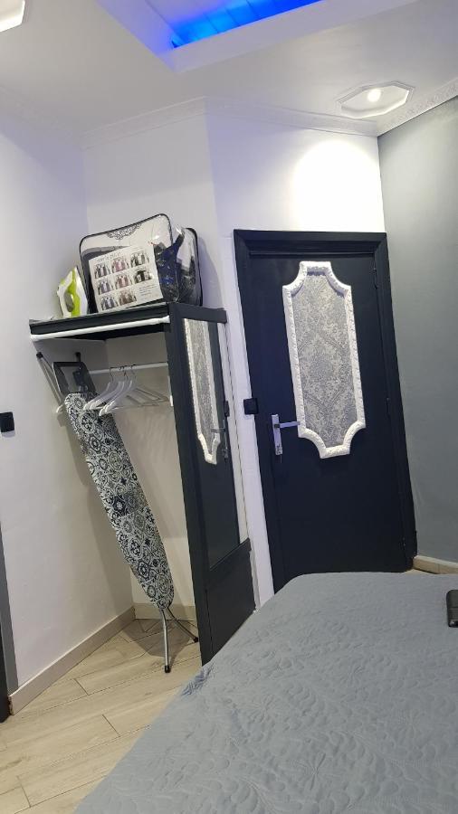 Le Petit Luxembourg Apartment Montignies-sur-Sambre ภายนอก รูปภาพ