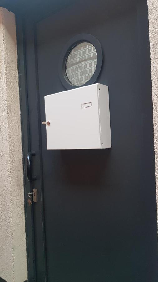 Le Petit Luxembourg Apartment Montignies-sur-Sambre ภายนอก รูปภาพ